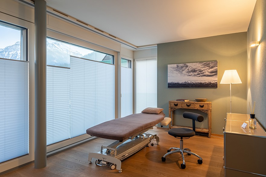 Praxis für Akupunktur und Osteopathie Interlaken 20191228 MAMO Photography 0181 2500px